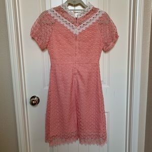Short sleeve dress